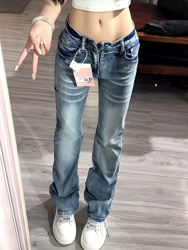 Ženske traperice, niski pojas, mikro-flare, ravni kroj, denim, mikroelastičnost