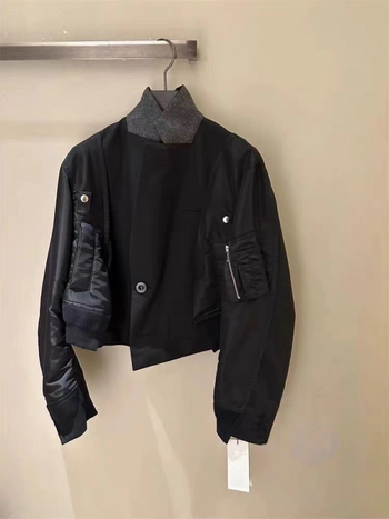 Dámske krátke sako s farebným blokovaním a panelmi, bavlna, golier s reverom, dlhé rukávy, jeseň 2024