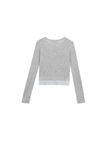 V-izrez, dugi rukavi, pleteni džemper s color-block uzorkom, mješavina poliestera i akrila, slim-fit