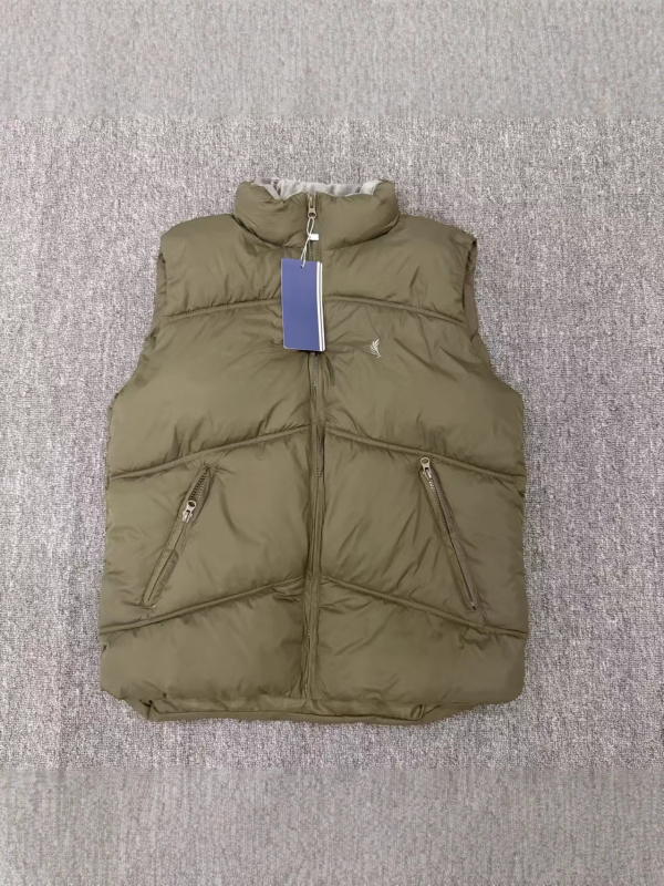 Muška bezrukavna jakna s punjenjem od pamuka, fleece podstava, vanjski najlon, slobodan kroj, jednofarbna, bočni džepovi