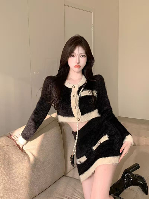 Mink Velvet kötött kardigán nőknek, hosszú ujjú, kerek nyakú, szűk fazon, akril keverék