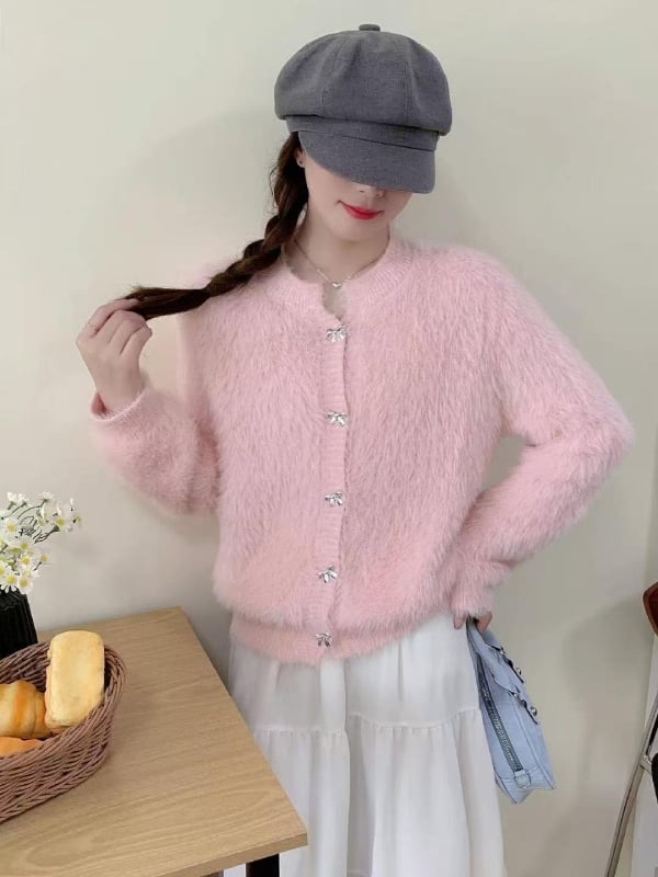 Cardigan imitált Mink velúrral, hosszú ujjú, környakú, egy sor gombbal