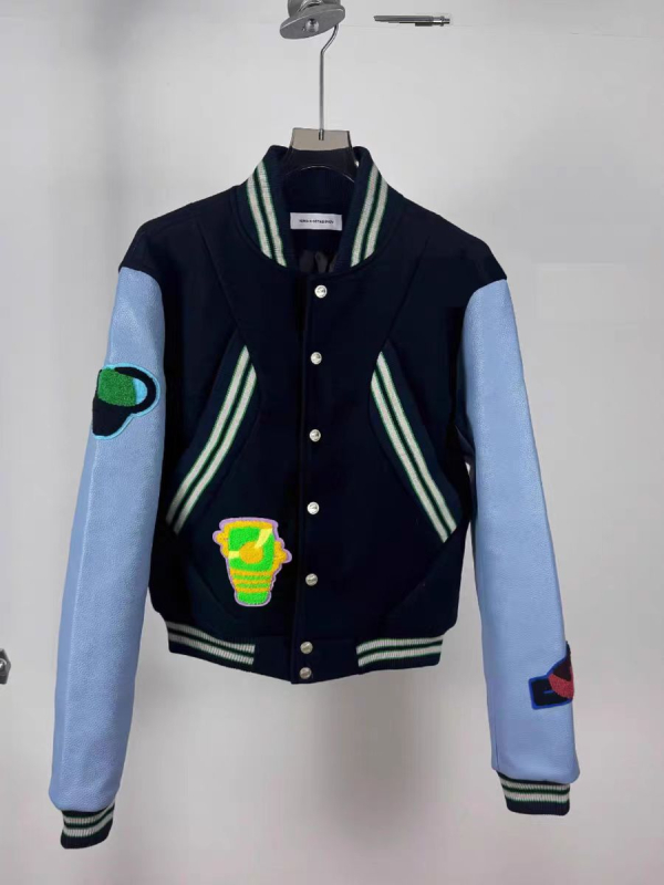 Uniszex kardigán dzseki, egyetemi stílus, patchwork varrással, pamut-keverék anyag, poliészter bélés, állon álló gallér, laza szabás