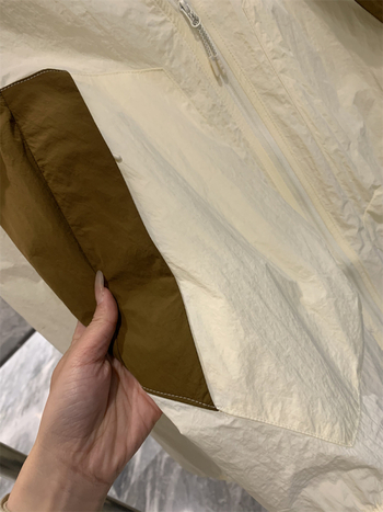 Kaput s 3D blokom boja, leden dojam, stojeći ovratnik, zatvarač, glavna tkanina najlon smjesa, UPF50+, trodimenzionalni džepovi, ljeto, unisex