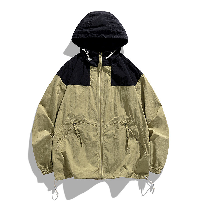 Унисекс ветровка с качулка, лека и дишаща, с ивици