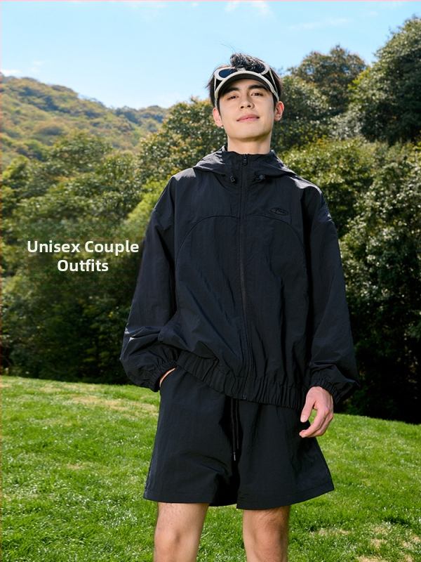 Унисекс лятно качулесто ветроустойчиво яке; бързосъхнеща и дишаща материя; UPF50+ слънцезащита; полиестер