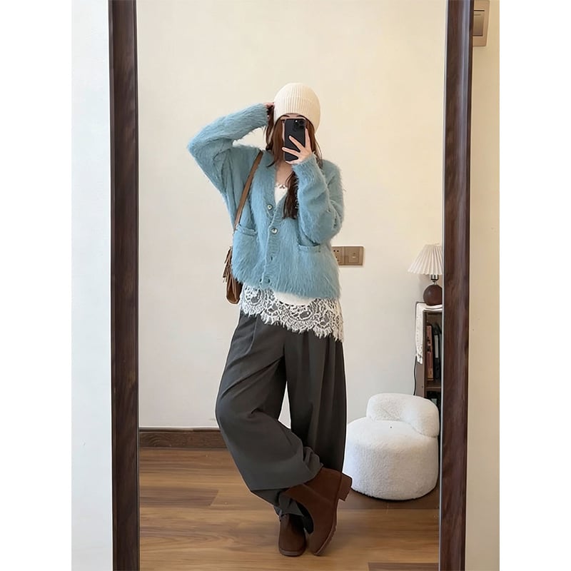 Pulover tricotat - decolteu în V, mâneca lungă, poliester 30–50%, grosime medie