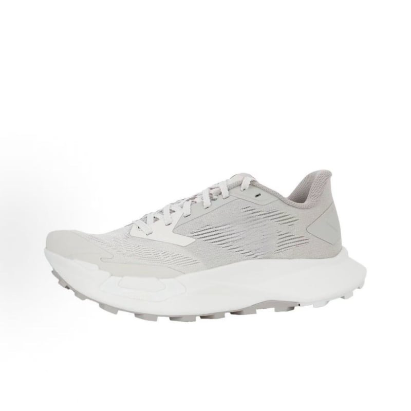 Хайкинг обувки: износоустойчиви, противохлъзващи, ударопоглъщащи, дишащи, леки (Външен материал: mesh; Подметка: rubber-plastic; Затваряне: връзки; Нос: кръгъл)