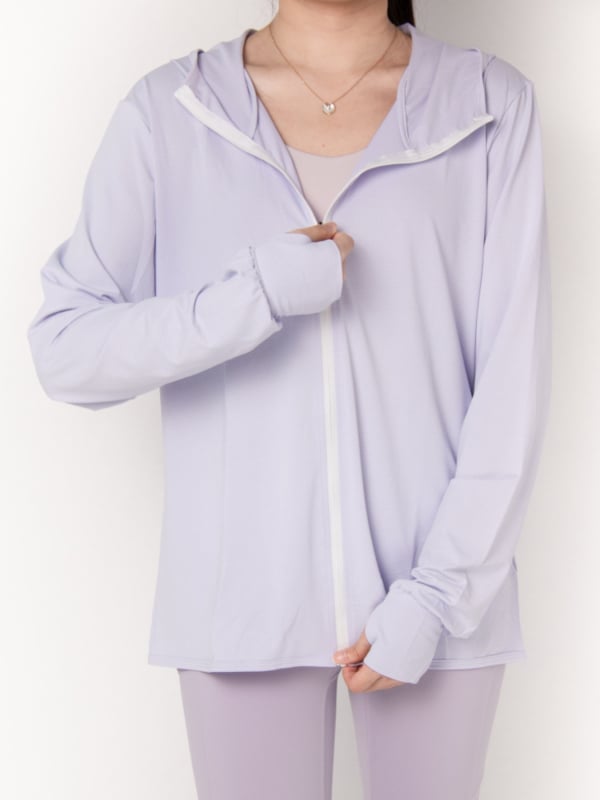 Женска лятна ветровка с UV защита и качулка — бързосъхнеща, дишаща, SPF50+, ултралека полиестерна материя, влагоотводяща