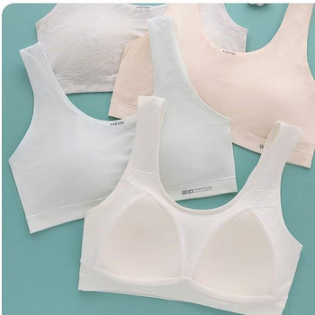 Djevojački grudnjak u stilu veste, s punim košaricama, tanko oblikovanim košaricama, pamukasta podstava, glavni materijal elastan 70–80%