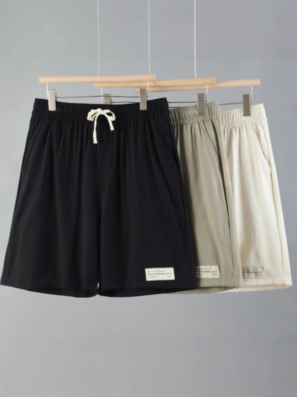 Kratke hlače od lanene smjese s 55% viskoze, udoban ležerni kroj, elastičan pojas sa šnom