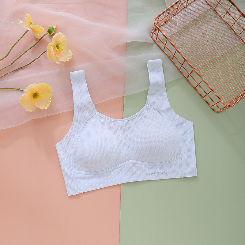 Sutien za tinejdžerice: pune košarice, tanke oblikovane košarice, košarice od pamuka, materijal 58% najlon, 42% spandeks, čvrste naramenice, prozračan kroz cijelu godinu