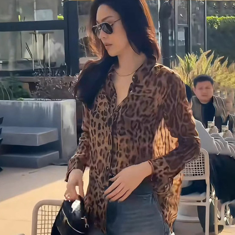 Női ing leopárd mintával, álló gallérral, hosszú ujjú, egyenes szabás, poliészter-spandex anyag, tavasz 2025