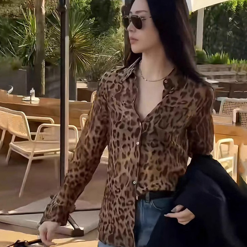 Női ing leopárd mintával, álló gallérral, hosszú ujjú, egyenes szabás, poliészter-spandex anyag, tavasz 2025