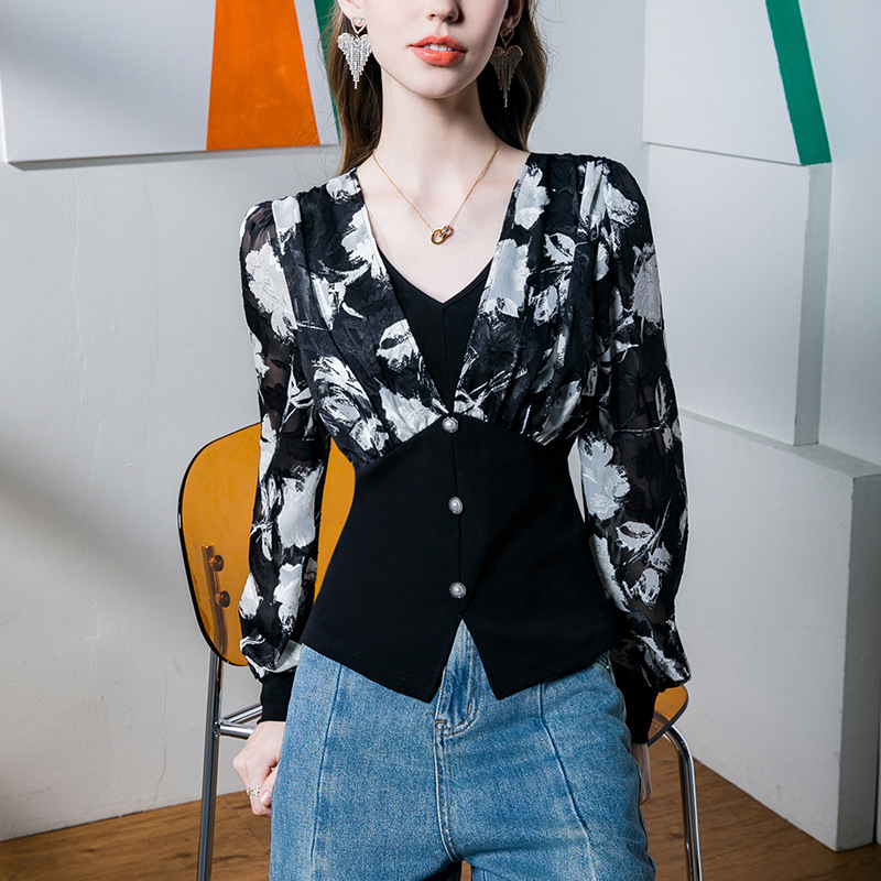 Top s V-izrezom, balon rukavima, dugi rukavi, uski kroj, pulover stil (Spandex ispod 30%)