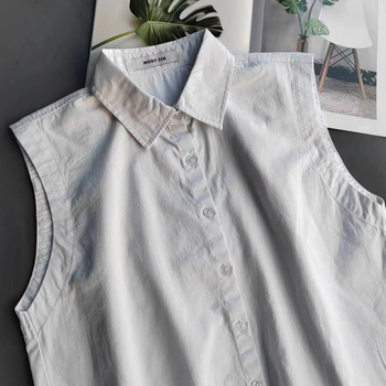 Bez rukava pamukasti top za košulju - 95% pamuk, jednobojan, ovratnik košulje, kopčanje u jednom redu, srednje duljine 65–80 cm, kardigan-stil za elegantan dnevni outfit