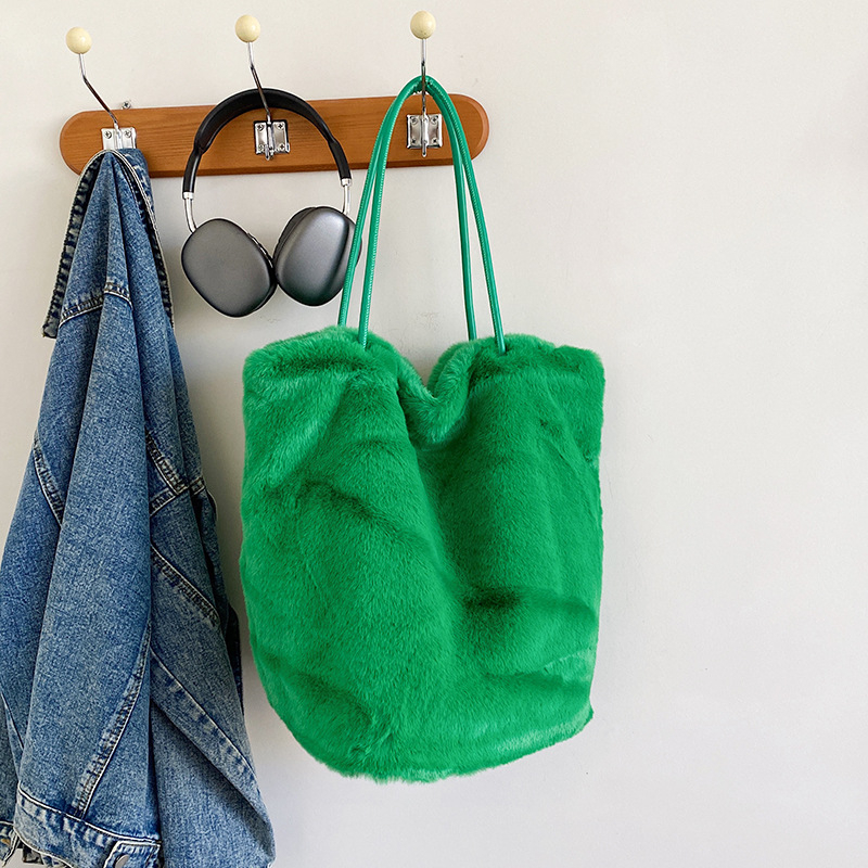 Tote чанта за ежедневна употреба — плюшена материя, уличен стил, вертикална квадратна форма, подплата полиестер, вътрешен джоб за телефон