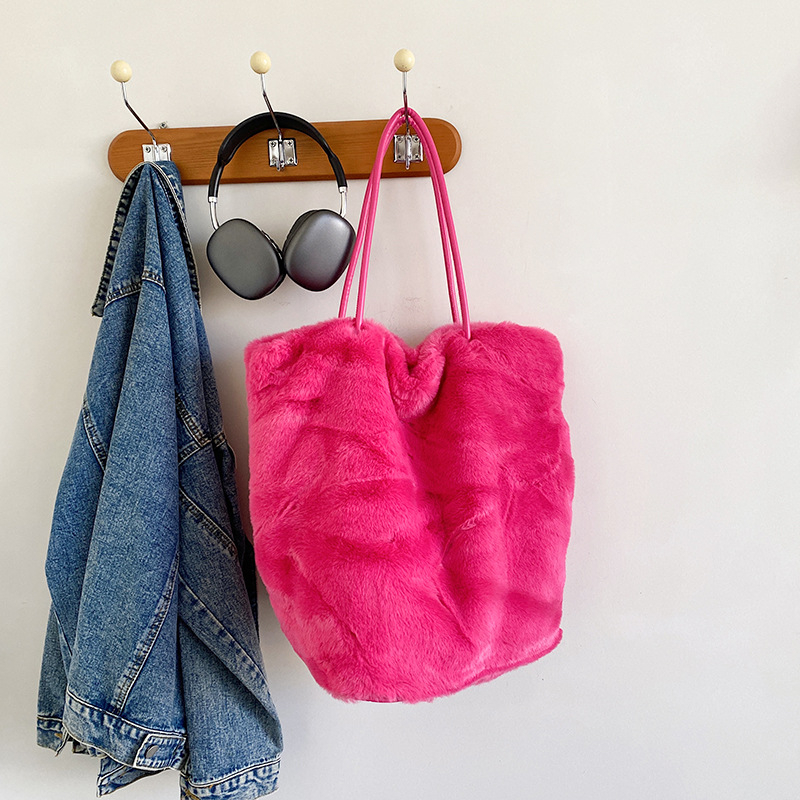 Tote чанта за ежедневна употреба — плюшена материя, уличен стил, вертикална квадратна форма, подплата полиестер, вътрешен джоб за телефон