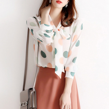 Ženska šifon košulja | 90–95% poliester | točkasti uzorak | dugi rukav | šalni ovratnik