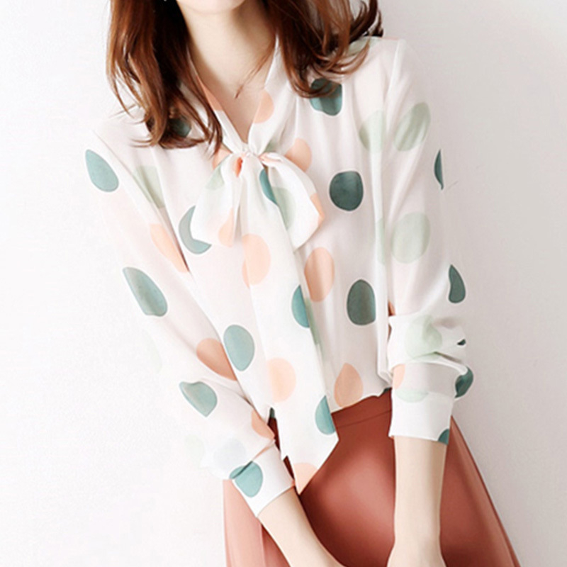 Ženska šifon košulja | 90–95% poliester | točkasti uzorak | dugi rukav | šalni ovratnik