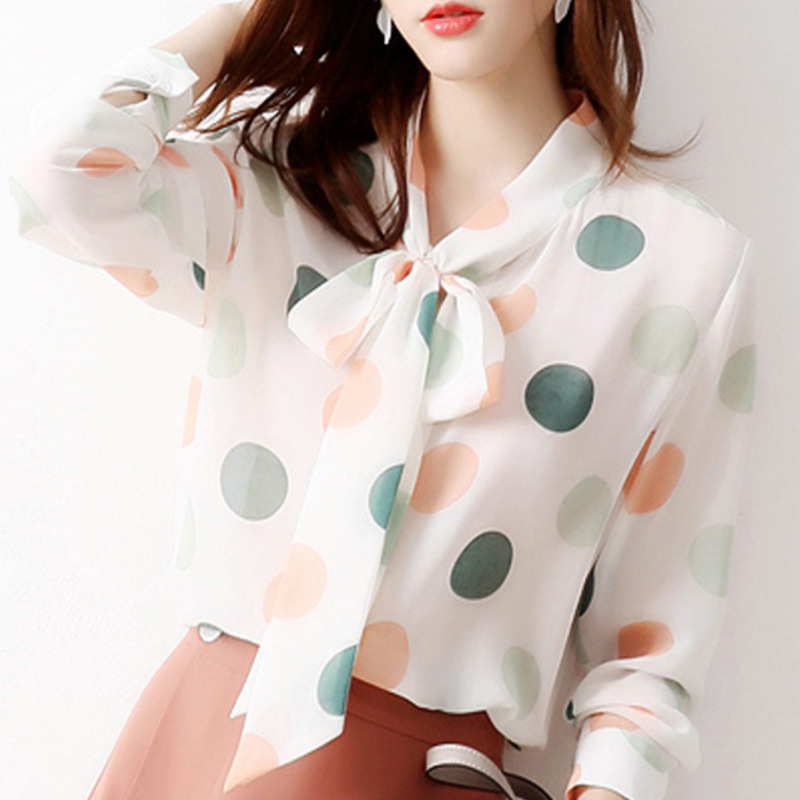 Ženska šifon košulja | 90–95% poliester | točkasti uzorak | dugi rukav | šalni ovratnik