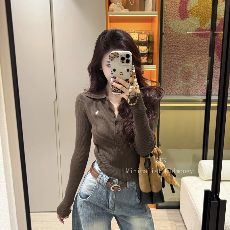 Pulover od vunene smeše s akrilom <30%, polo ovratnik, uski kroj, dugi rukavi, elegantan gradski stil