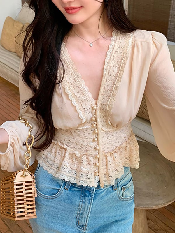 Риза с V-образно деколте, фенерни ръкави, полиестерна тъкан, колажен дизайн