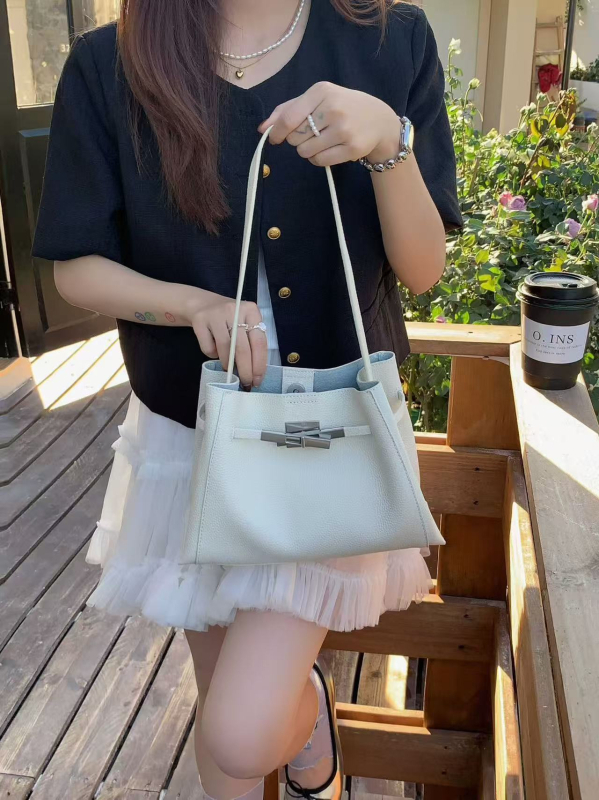 Кожа от висок клас чанта през рамо, градски минималистичен стил, цип за отваряне, джоб за телефон, PU подплата — модел XCY-58107#