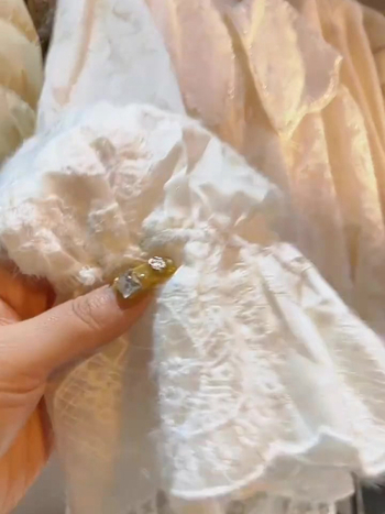 Блуза с парчета и яка за бебето, дълги ръкави, едноцветен модел, шифон (123016)