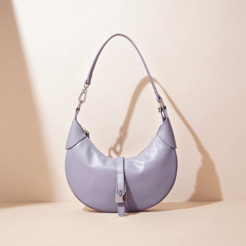 Чанта през рамо в стил dumpling, от кожа върхов слой, кадифена подплата, цип за отваряне, вътрешен джоб с цип и джоб за документи, урбан минимализъм