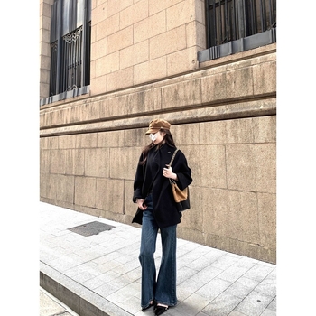 Ženski kaput od vunene smjese, srednja duljina, rever, jednostrano kopčanje, zima 2025