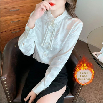 Риза от шифон в китайски стил, стояща яка, планка с копчета в една редица и катарами