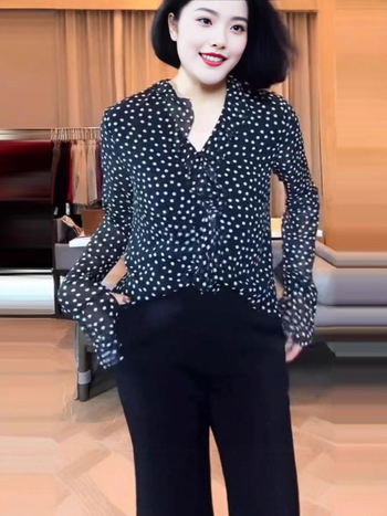 Шифонена риза с модел на Wave Point, дълги ръкави, V-образно деколте, Slim Fit