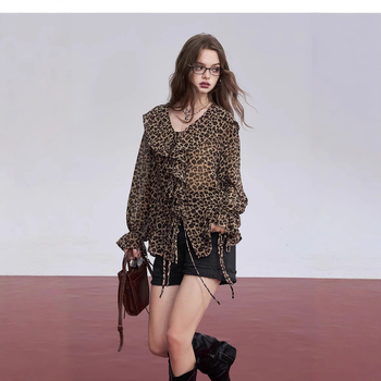 Bluză cu imprimeu leopard, decolteu în V, mâneci lungi, poliester, toamnă 2024, top casual pulover