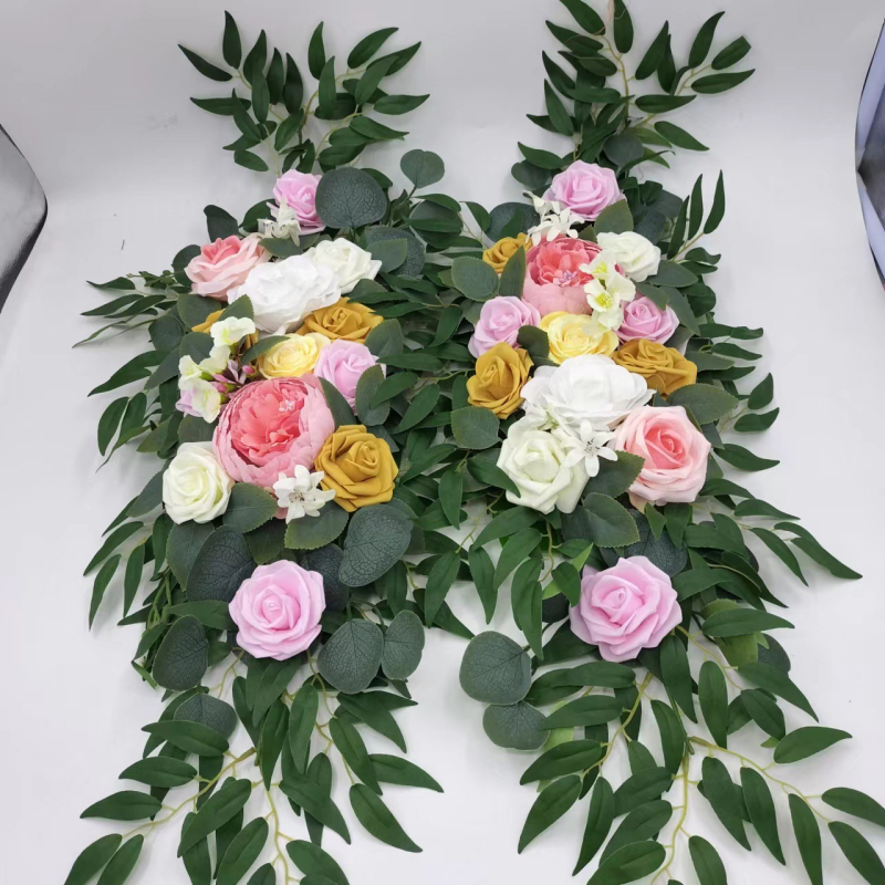 Esküvői virágok ívhez készlet (két darab) — Anyag: erősített Oxford szövet; Csomagolás: karton; Alkalmas esküvőkre; Személyre szabható feldolgozás: Igen; Licencelt magáncímke: Igen.