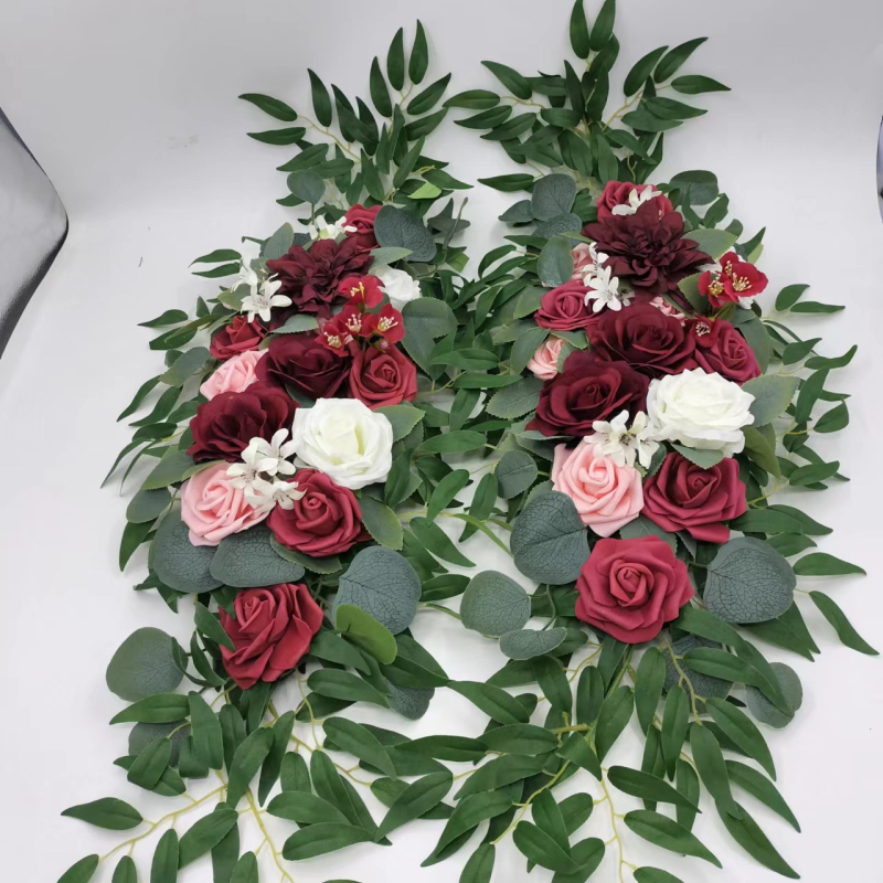 Esküvői virágok ívhez készlet (két darab) — Anyag: erősített Oxford szövet; Csomagolás: karton; Alkalmas esküvőkre; Személyre szabható feldolgozás: Igen; Licencelt magáncímke: Igen.