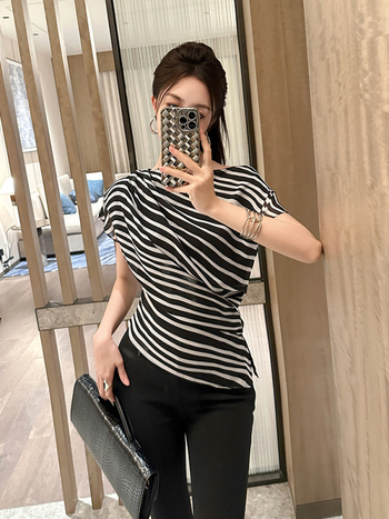 Top de damă din chiffon, cu dungi, guler înclinat, mâneci trei sferturi, croială lejeră