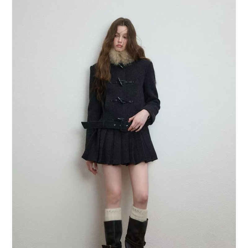 Női gyapjú kabát műszőrmés gallérral (szűk szabás, hosszított fazon, vastag gyapjúanyag)