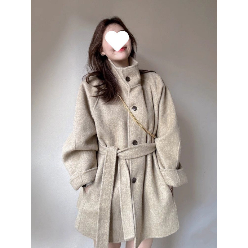 Ženski vuneni kaput s debelom tkaninom, stojeći ovratnik, slobodan kroj, standardna duljina, elegantan gradski stil