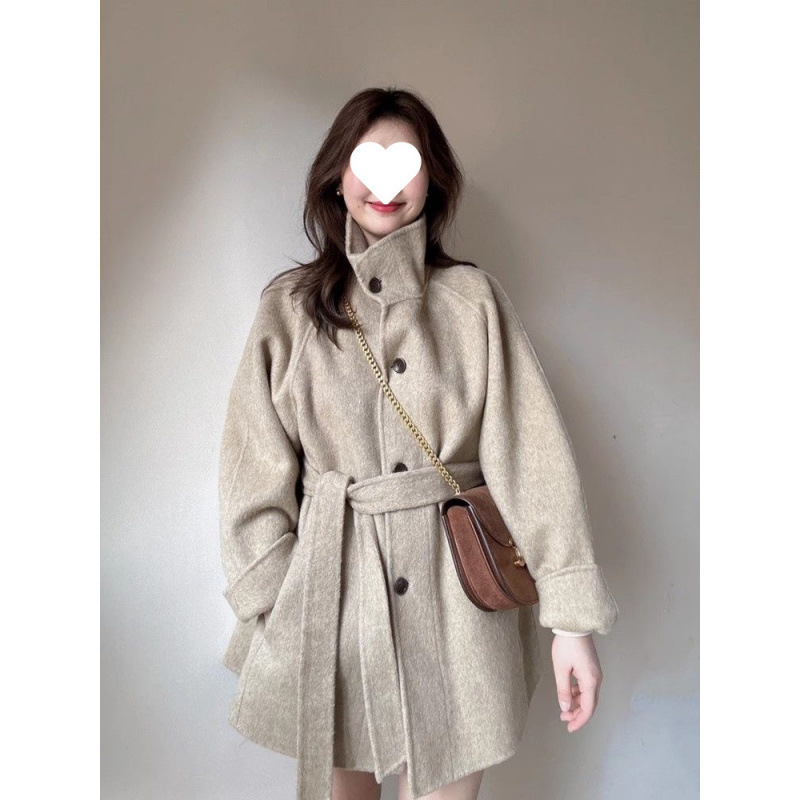 Ženski vuneni kaput s debelom tkaninom, stojeći ovratnik, slobodan kroj, standardna duljina, elegantan gradski stil