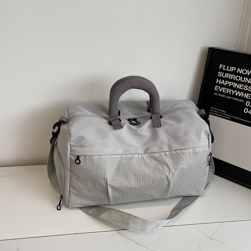 Lagano višenamjenska crossbody torba za putovanje od Oxford tkanine, karirani uzorak, prozračna, vodootporna, otporna na habanje, odjeljak za suho/mokra, podstava poliester