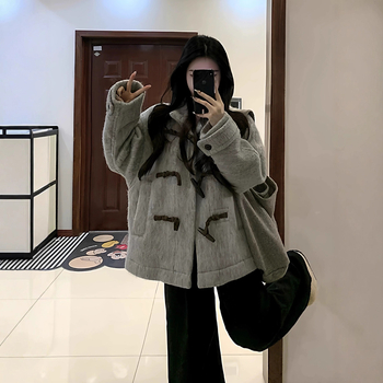 Chenille палто за жени в стил Хепбърн, корейско вдъхновение, зимно 2025, с рогови ръкави и пухена яка