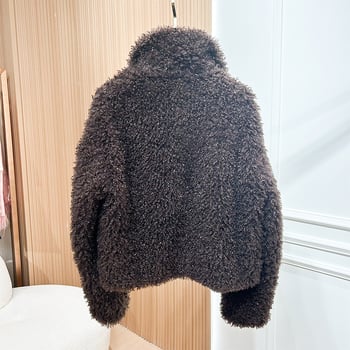 Ženska fleece jakna, udoban slobodan kroj, debeli materijal, dugi rukavi, zatvarač na zip