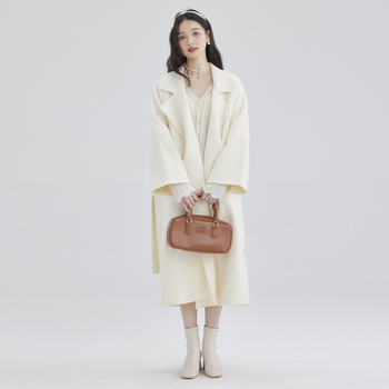Женско палто от вълна, дълго, свободен силует, костюмска яка, закопчаване с връзки