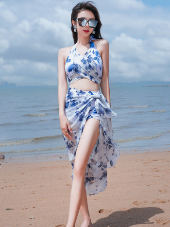 Γυναικείο σετ μπικίνι χωρίς μανίκια, με επένδυση για το στήθος και χωρίς μεταλλική υποστήριξη; Υφασμα Milk Silk, 94% πολυεστέρας, 220 g; επένδυση πολυεστέρα με 94% σπάντεξ; κατάλληλο για κολύμβηση και θαλάσσια σπορ