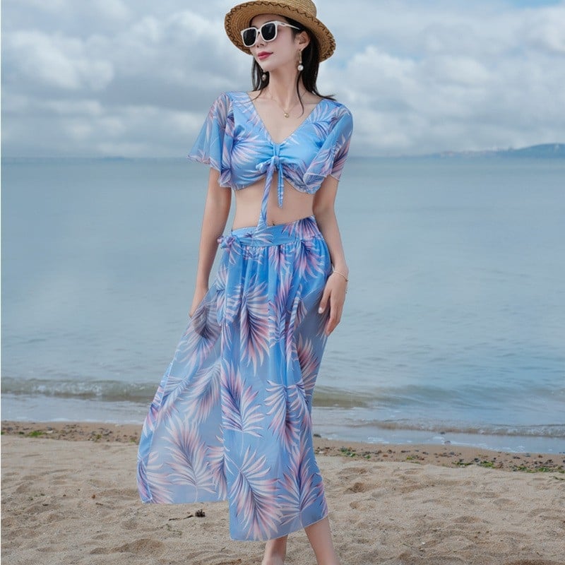 Γυναικείο σετ μπικίνι χωρίς μανίκια, με επένδυση για το στήθος και χωρίς μεταλλική υποστήριξη; Υφασμα Milk Silk, 94% πολυεστέρας, 220 g; επένδυση πολυεστέρα με 94% σπάντεξ; κατάλληλο για κολύμβηση και θαλάσσια σπορ