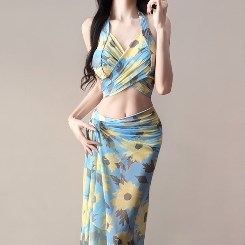 Γυναικείο σετ μπικίνι χωρίς μανίκια, με επένδυση για το στήθος και χωρίς μεταλλική υποστήριξη; Υφασμα Milk Silk, 94% πολυεστέρας, 220 g; επένδυση πολυεστέρα με 94% σπάντεξ; κατάλληλο για κολύμβηση και θαλάσσια σπορ