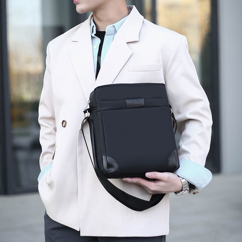 Muška crossbody torba, lagana, gradski stil, vodootporna oksford tkanina, INFIKANGAROO