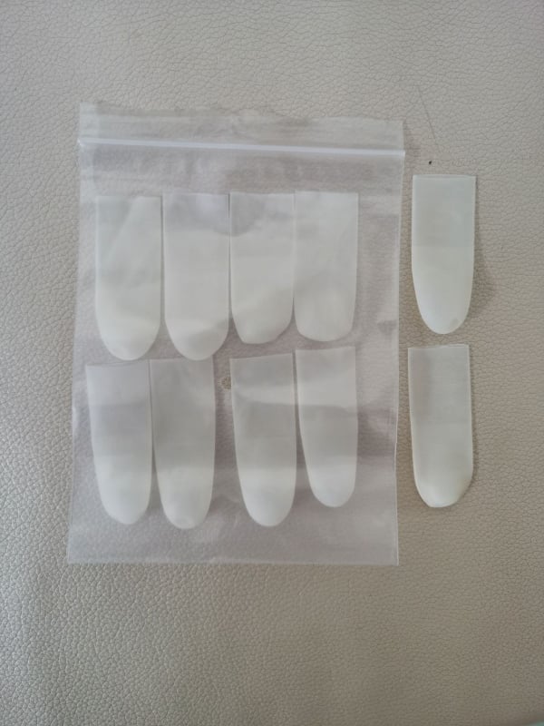 Conuri pentru deget de unică folosință, ultra-subțiri, rezistente la tăiere, antialunecare, semi-transparente, fără praf. Aplicații: fabrici, frumusețe, electronică