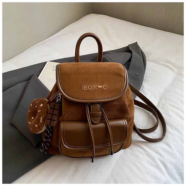 Ranac s PU materijalom (PU materijal; vodootporan; zatvaranje poklopcem; džep za mobitel) — gradski stil, jesen 2025